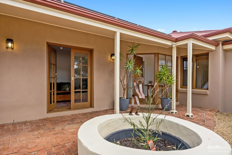 Photo - 19 Chapman Avenue, Mclaren Vale SA 5171 - Image 17