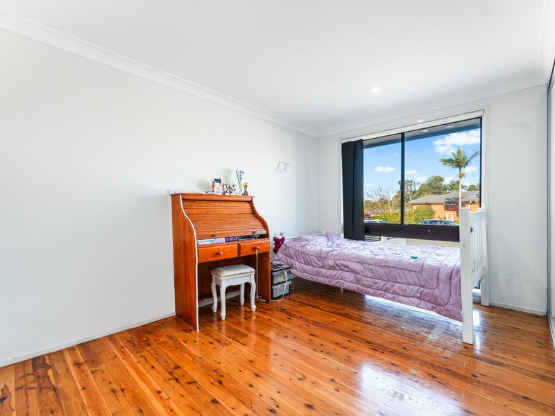 Photo - 19 Chardonnay Avenue, Eschol Park NSW 2558 - Image 5