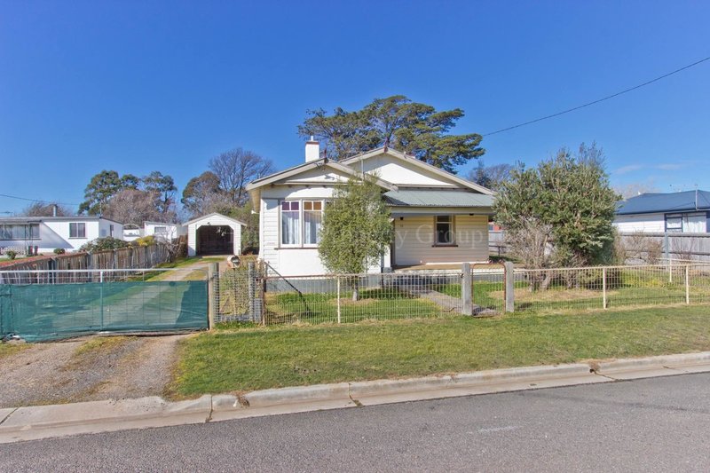 Photo - 19 Charles Street, Cressy TAS 7302 - Image 11