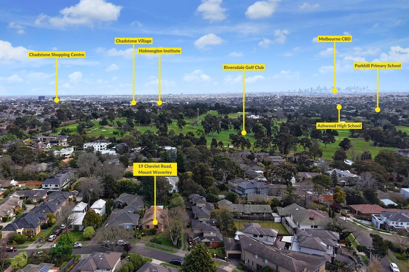 Photo - 19 Cheviot Road, Mount Waverley VIC 3149 - Image 12