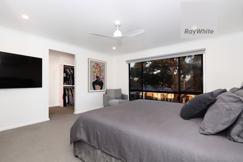 Photo - 19 Chisholm Avenue, Attwood VIC 3049 - Image 15