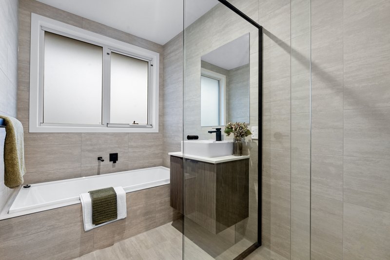 Photo - 19 Christina Street, Burwood VIC 3125 - Image 12