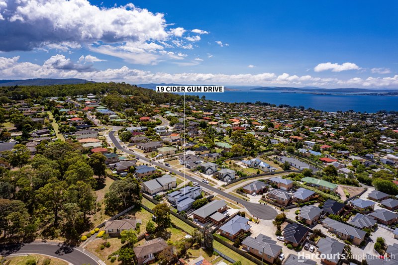 Photo - 19 Cider Gum Drive, Blackmans Bay TAS 7052 - Image 32