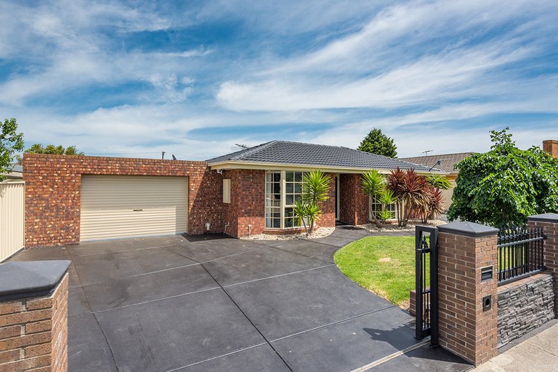 19 Cimberwood Drive, Craigieburn VIC 3064