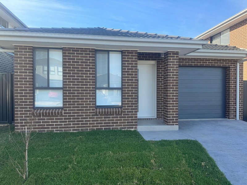 Photo - 19 Circinus Street, Austral NSW 2179 - Image 22