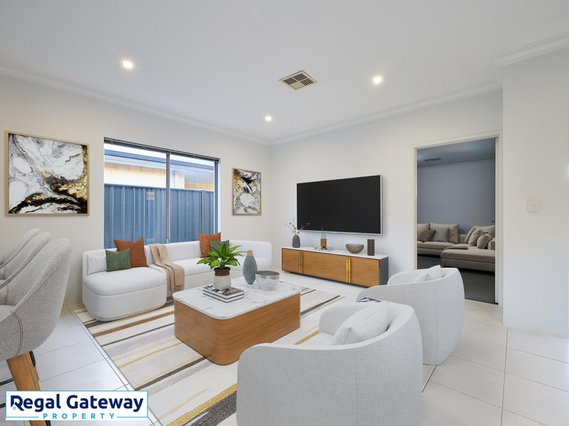 Photo - 19 Claymore Place, Piara Waters WA 6112 - Image 6