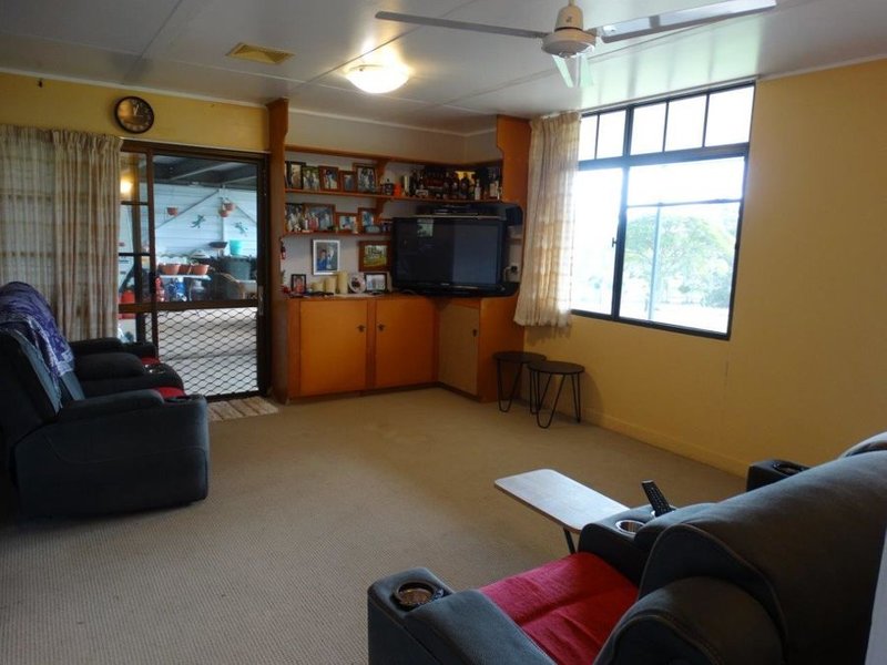 Photo - 19 Claytons Road, Lowmead QLD 4676 - Image 17