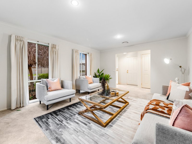 Photo - 19 Clifton Grove, Carrum Downs VIC 3201 - Image 17