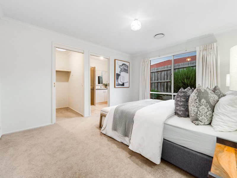 Photo - 19 Clifton Grove, Carrum Downs VIC 3201 - Image 19