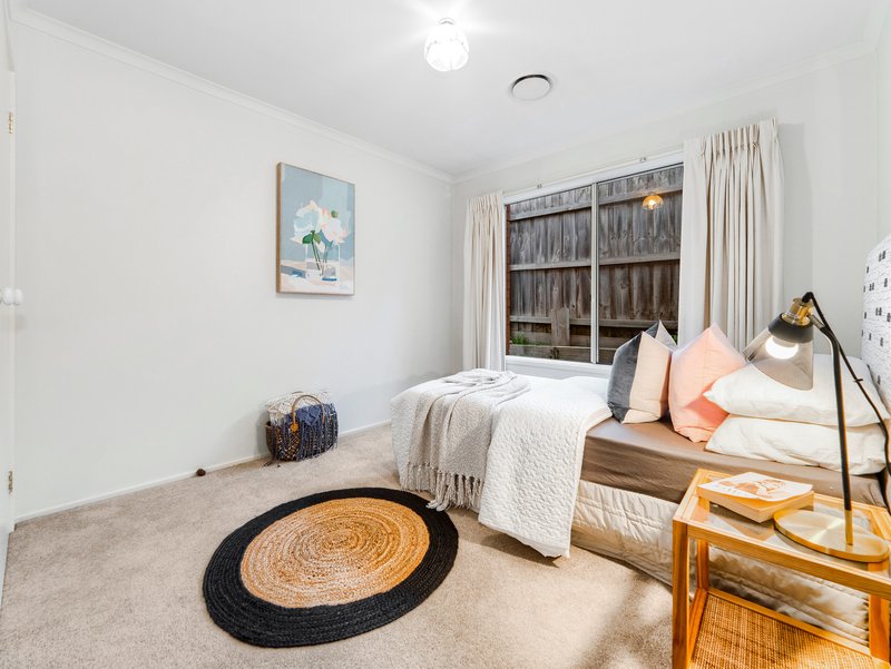 Photo - 19 Clifton Grove, Carrum Downs VIC 3201 - Image 23