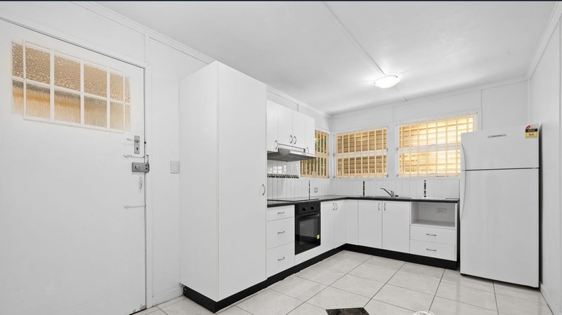 Photo - 19 Clipper Street, Inala QLD 4077 - Image 3