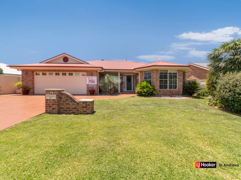 19 Clontarf Avenue, Harrington Park NSW 2567