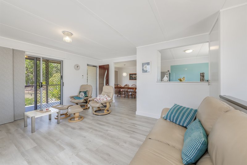 Photo - 19 Club Avenue, Moore Park Beach QLD 4670 - Image 10