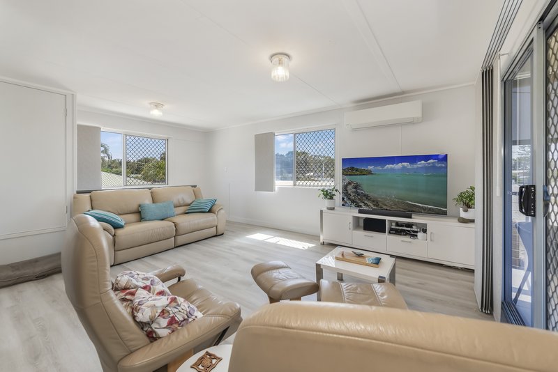 Photo - 19 Club Avenue, Moore Park Beach QLD 4670 - Image 11