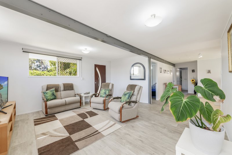 Photo - 19 Club Avenue, Moore Park Beach QLD 4670 - Image 19