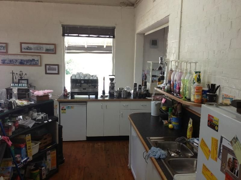 Photo - 19 Coach Street, Wallabadah NSW 2343 - Image 7