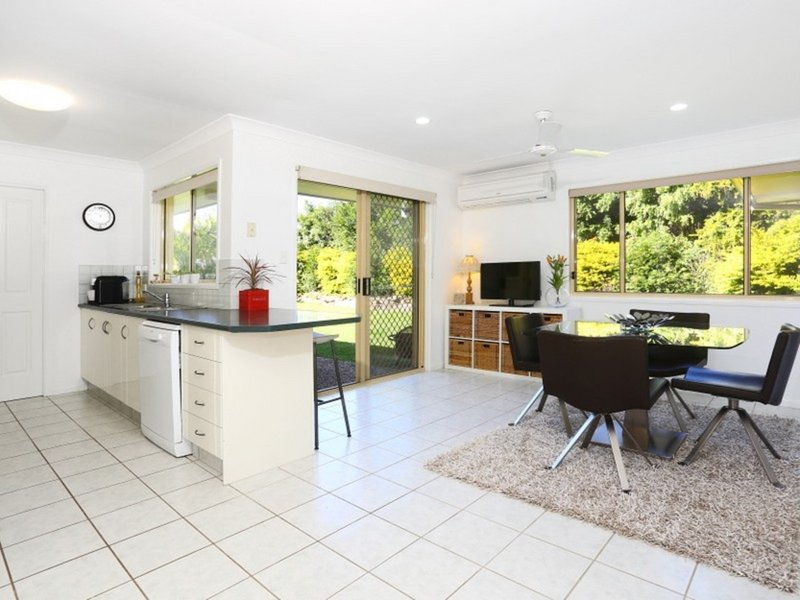 Photo - 19 Cobb Crt , Mudgeeraba QLD 4213 - Image 4