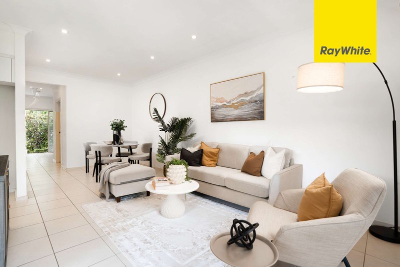 Photo - 19 Cobden Parkes Cres , Lidcombe NSW 2141 - Image 3