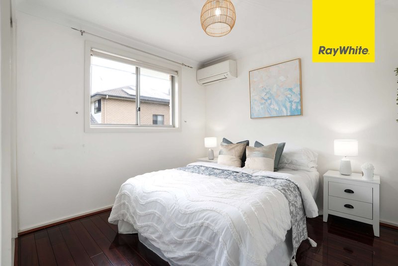 Photo - 19 Cobden Parkes Cres , Lidcombe NSW 2141 - Image 7