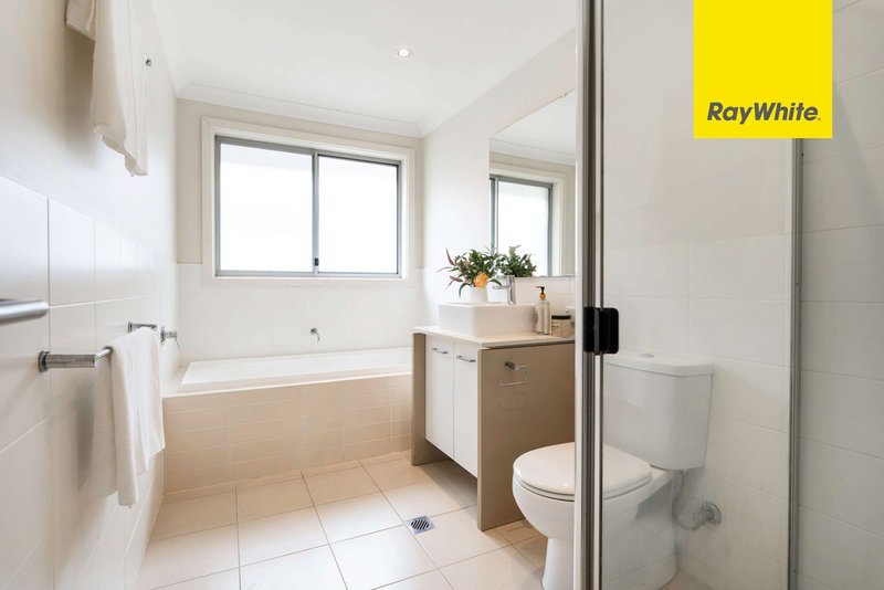 Photo - 19 Cobden Parkes Cres , Lidcombe NSW 2141 - Image 9