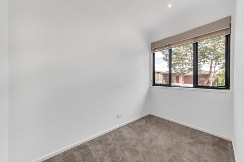 Photo - 19 Coe Street, Mernda VIC 3754 - Image 5