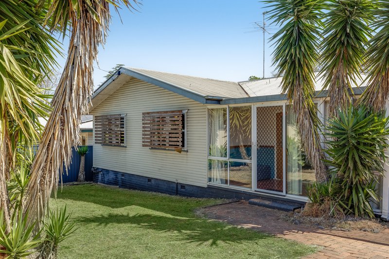 Photo - 19 Cohoe Street, East Toowoomba QLD 4350 - Image 2