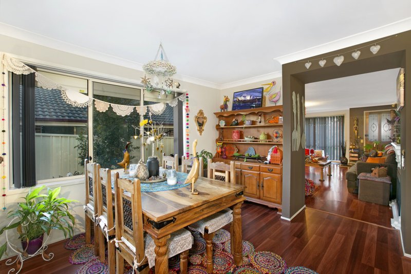 Photo - 19 Collins Grove, Mount Annan NSW 2567 - Image 4