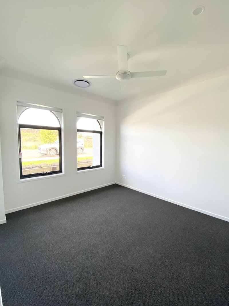 Photo - 19 Collins Street, , Joyner QLD 4500 - Image 16