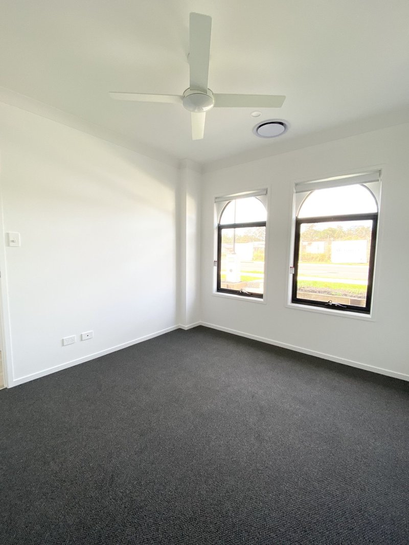 Photo - 19 Collins Street, , Joyner QLD 4500 - Image 17