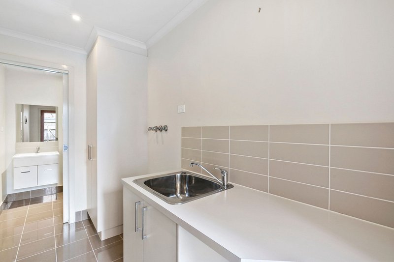 Photo - 1/9 Combo Court, Harrison ACT 2914 - Image 4