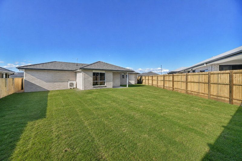 Photo - 19 Compass Road, Flagstone QLD 4280 - Image 5
