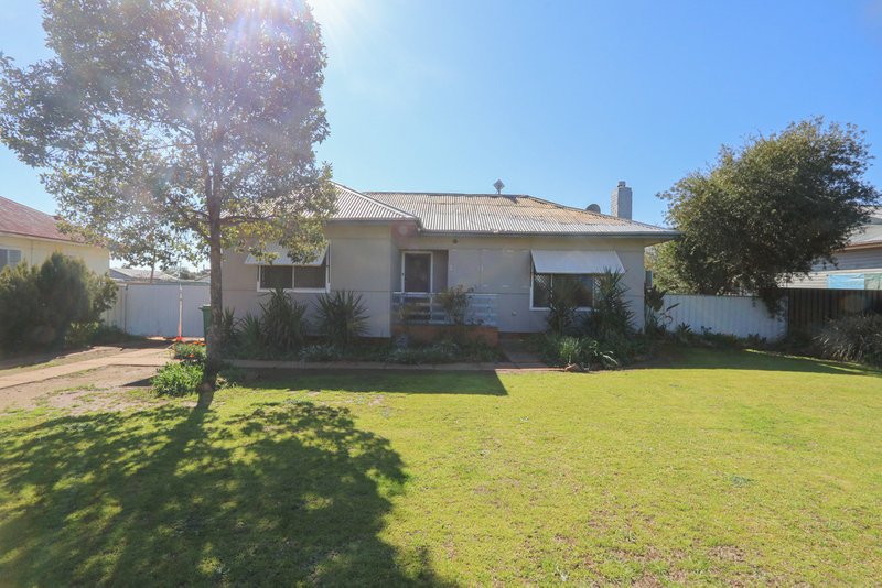 Photo - 19 Condamine Street, Ungarie NSW 2669 - Image 2