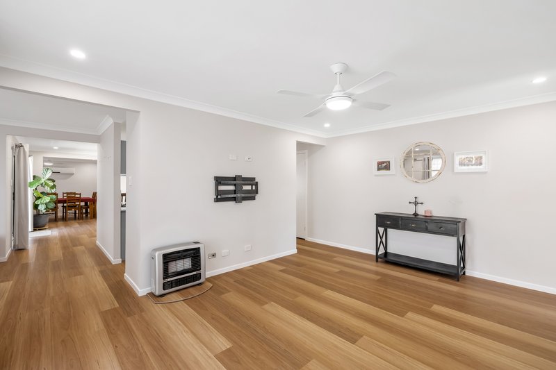 Photo - 19 Conder Crescent, Metford NSW 2323 - Image 6