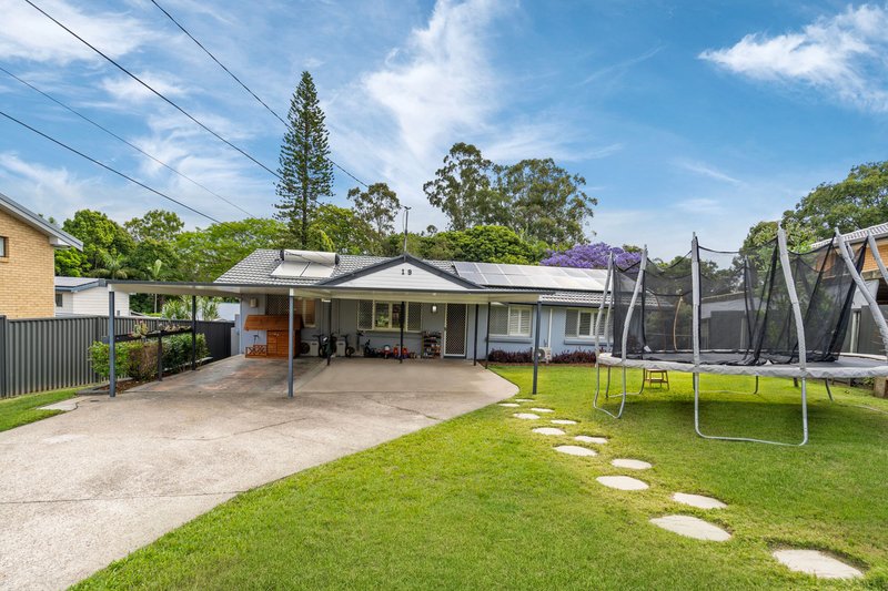 Photo - 19 Conifer Street, Daisy Hill QLD 4127 - Image 5