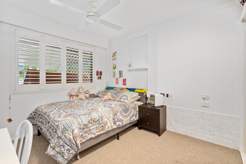 Photo - 19 Conifer Street, Daisy Hill QLD 4127 - Image 12