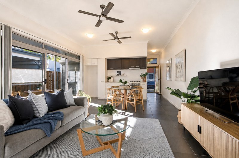 Photo - 19 Conimbla Street, Fitzgibbon QLD 4018 - Image 3
