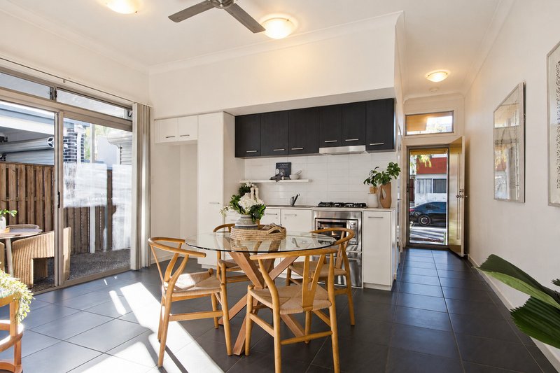 Photo - 19 Conimbla Street, Fitzgibbon QLD 4018 - Image 4