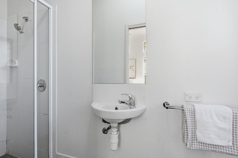 Photo - 19 Conimbla Street, Fitzgibbon QLD 4018 - Image 8