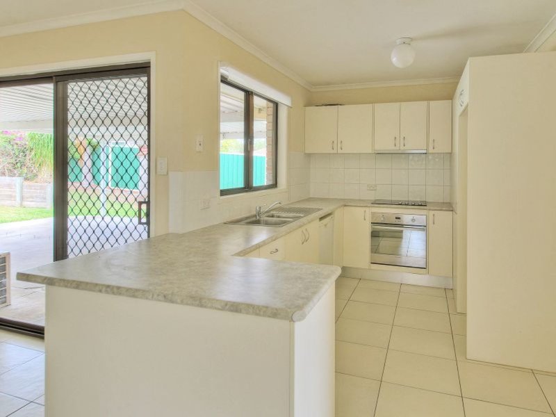 Photo - 19 Conlan Street, Boronia Heights QLD 4124 - Image 2