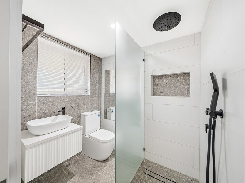 Photo - 19 Constellation Court, Newport QLD 4020 - Image 17