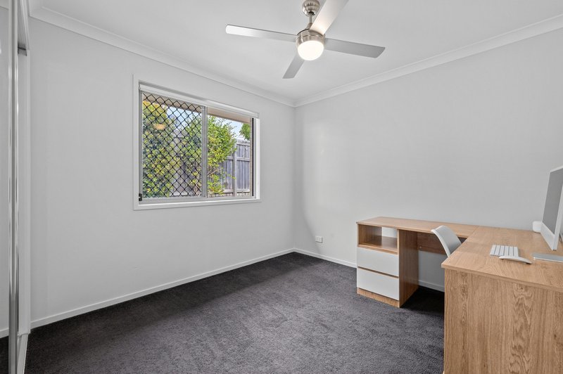 Photo - 19 Cooloola Circuit, Warner QLD 4500 - Image 18