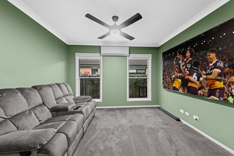 Photo - 19 Cootharaba Crescent, Warner QLD 4500 - Image 7