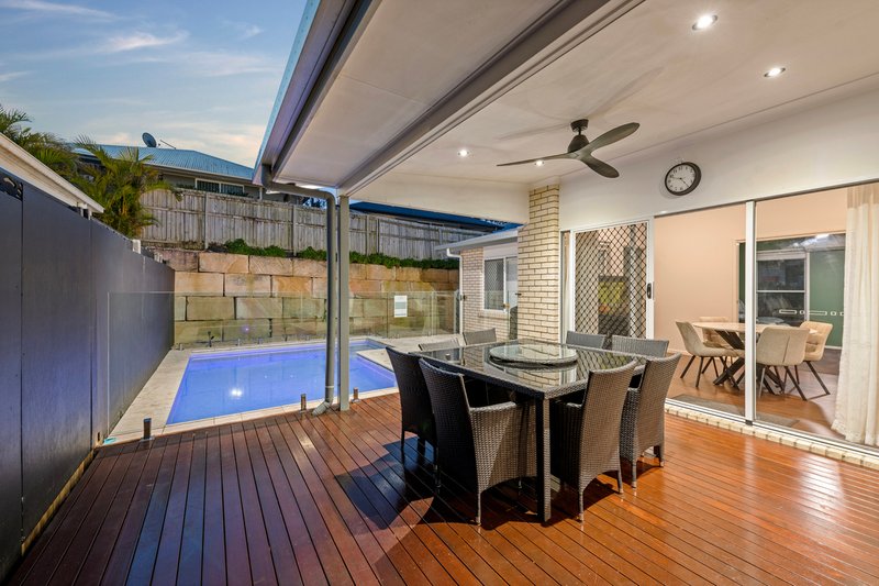 Photo - 19 Cootharaba Crescent, Warner QLD 4500 - Image 9