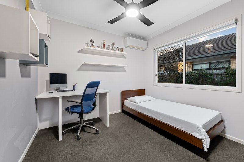 Photo - 19 Cootharaba Crescent, Warner QLD 4500 - Image 19