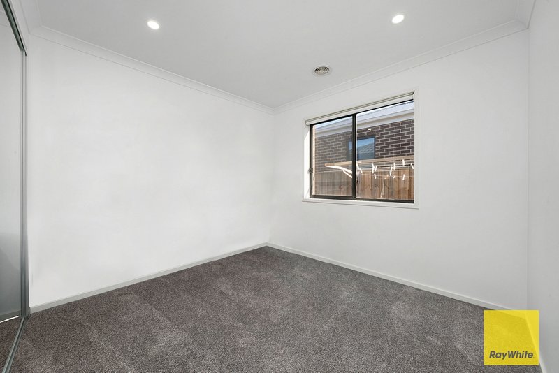 Photo - 19 Copper Way, Tarneit VIC 3029 - Image 15