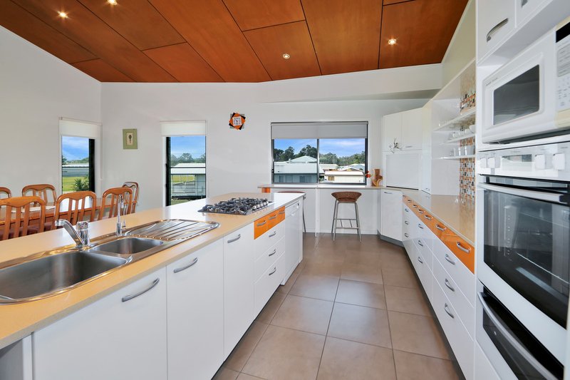 Photo - 19 Coral Sea Drive, Woodgate QLD 4660 - Image 17