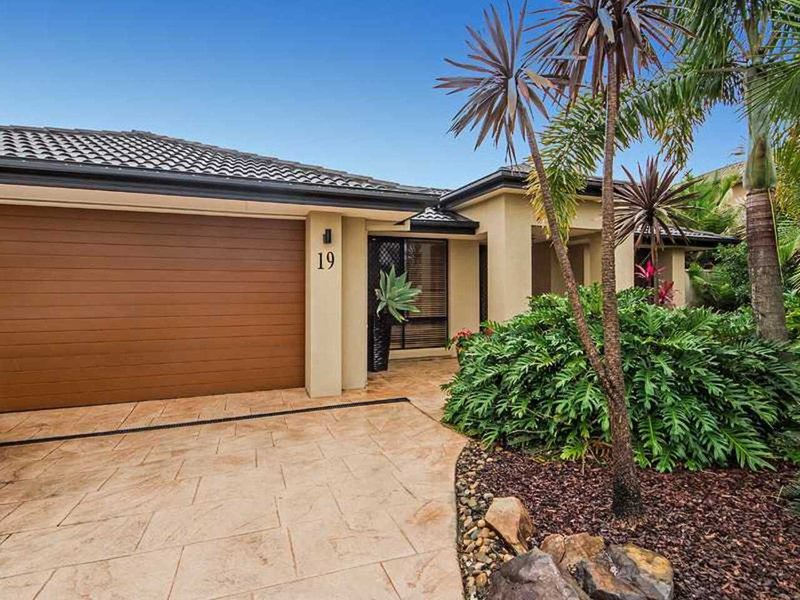 19 Cordyline Drive, Reedy Creek QLD 4227