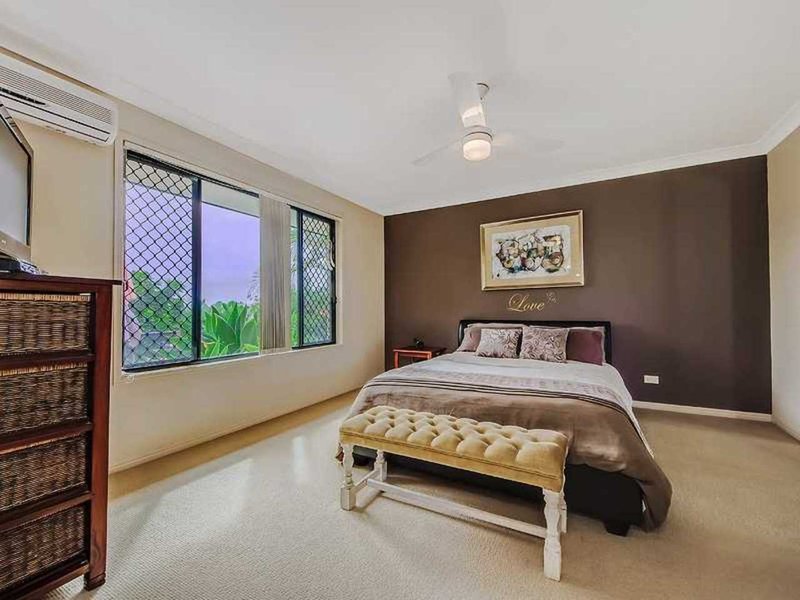 Photo - 19 Cordyline Drive, Reedy Creek QLD 4227 - Image 12