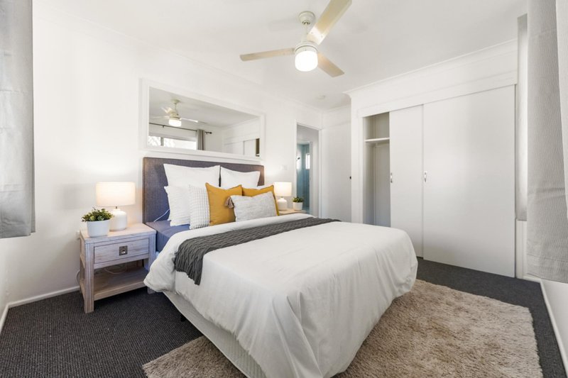 Photo - 19 Cotswold Street, Mount Warren Park QLD 4207 - Image 7