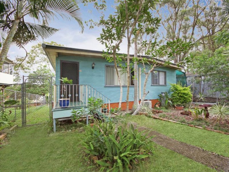 Photo - 19 Crest Street, Kallangur QLD 4503 - Image 15